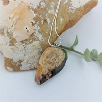 olijf houten hanger.jpg