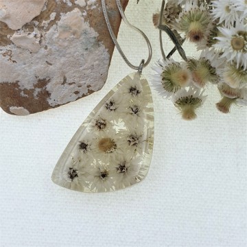 hanger epoxy met bloemen.jpg