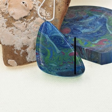 epoxy hanger ketting.jpg