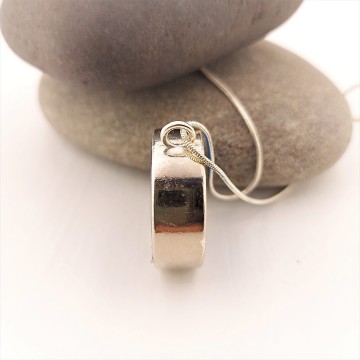 skelet leaf pendant.jpg