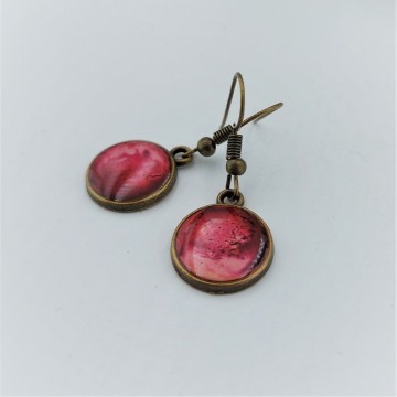 rode roze oorbellen.jpg