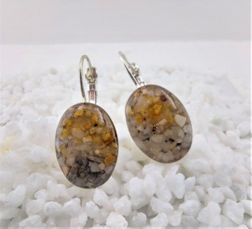 ovale epoxy oorbellen.jpg