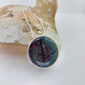 Zwarte linde blad hanger