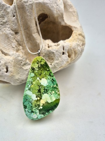 Epoxy met groene tinten