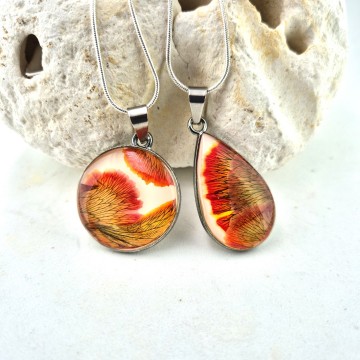 Gedroogde bloemen en epoxy