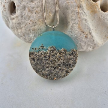 Zee blauwe hanger met zand