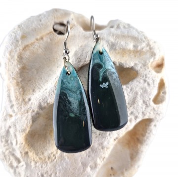 Groene metallic oorbellen