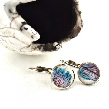 Resin jewelry