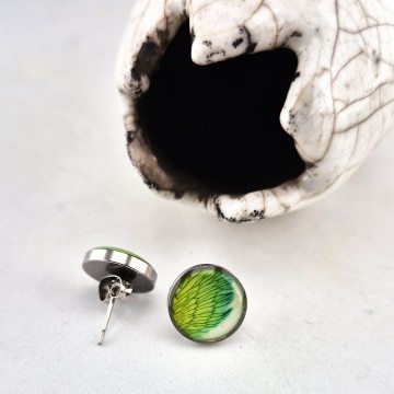 Oorbellen met bloemen en epoxy