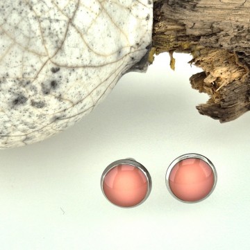 Roze cabochon stud oorbellen met pin