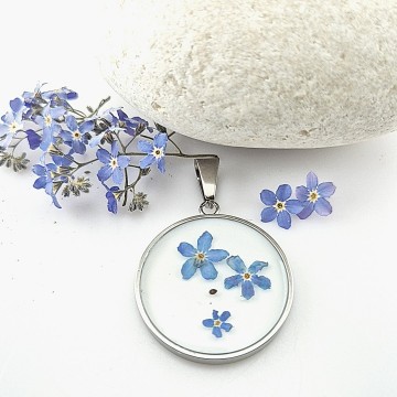 Handgemaakte hanger met bloemen