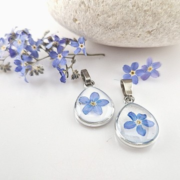 Handgemaakte hanger met bloemen