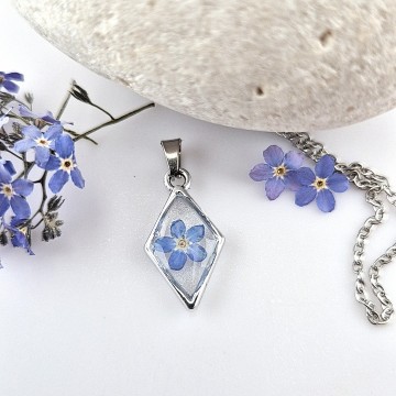 uniek herinneringssieraad met bloemen uit eigen tuin