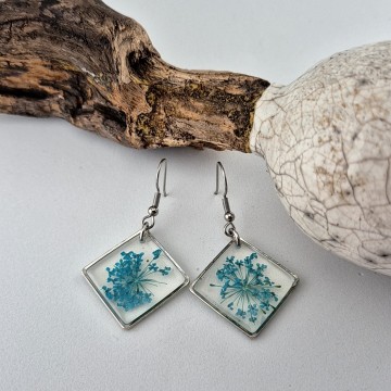 Vierkante hang oorbellen met Fluitenkruid