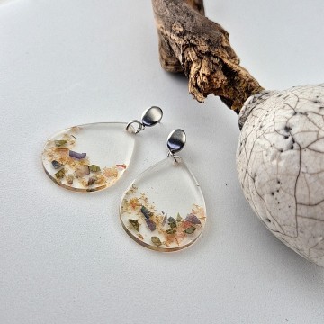 bloemen ingegoten in epoxy hars